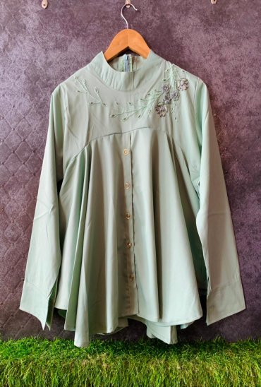 Imported stuff s present decent hand embroidery high low style western top Imported stuff s present decent hand embroidery high low style western top