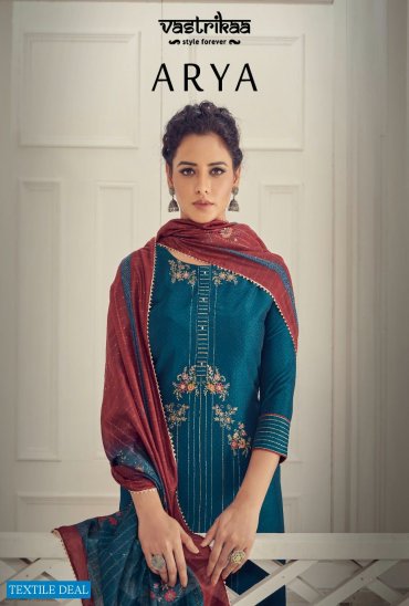VASTRIKAA ARYA DESIGNER KURTI WITH PANT AND DUPATTA VASTRIKAA ARYA DESIGNER KURTI WITH PANT AND DUPATTA