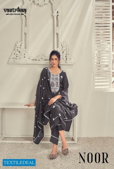 NOOR BY VASTRIKAA CHINON SILK READYMADE DESIGNER SALWAR KAMEEZ NOOR BY VASTRIKAA CHINON SILK READYMADE DESIGNER SALWAR KAMEEZ
