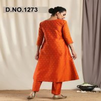 Style Instant Preeti Wholesale Designer Kurti With Pants