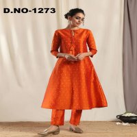 Style Instant Preeti Wholesale Designer Kurti With Pants