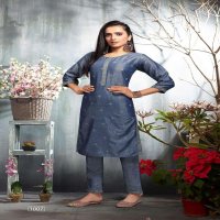 SALONI BY TRENDY HEAVY RAYON TWO TONE TOP AND PANT WITH EMBROIDERY KURTI CATALOG WHOLESALER BEST RATE