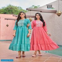Blue Hill Colors Wholesale 14 Kg Reyon Long Kurtis
