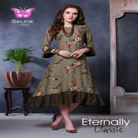 Pari Selfie Wholesale Reyon Print Kurtis